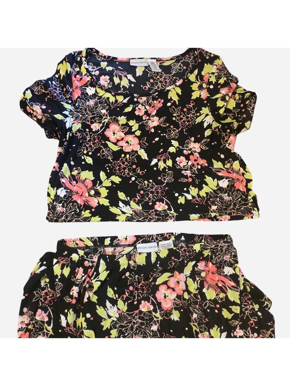Jaclyn Smith black floral set with pink, green, and white flowers xl #floral